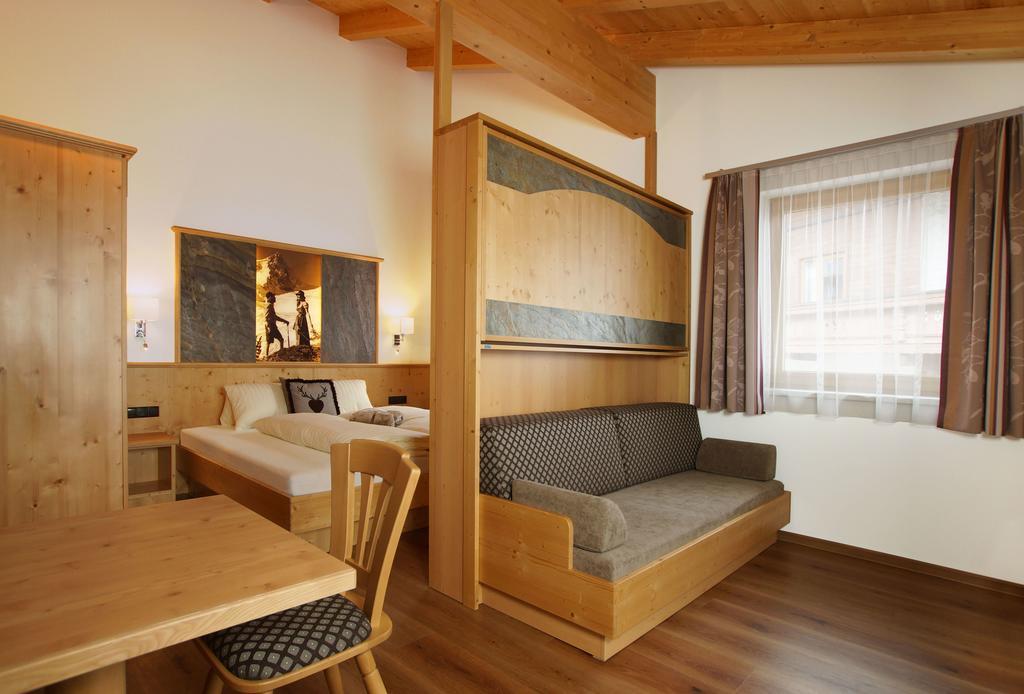 Haus Hintertux Hotel Kamer foto